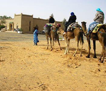 Les Pyramides Hotel 메르주가 외부 사진
